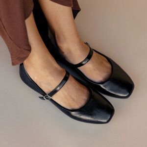 Darling Annette Ballet Flats!